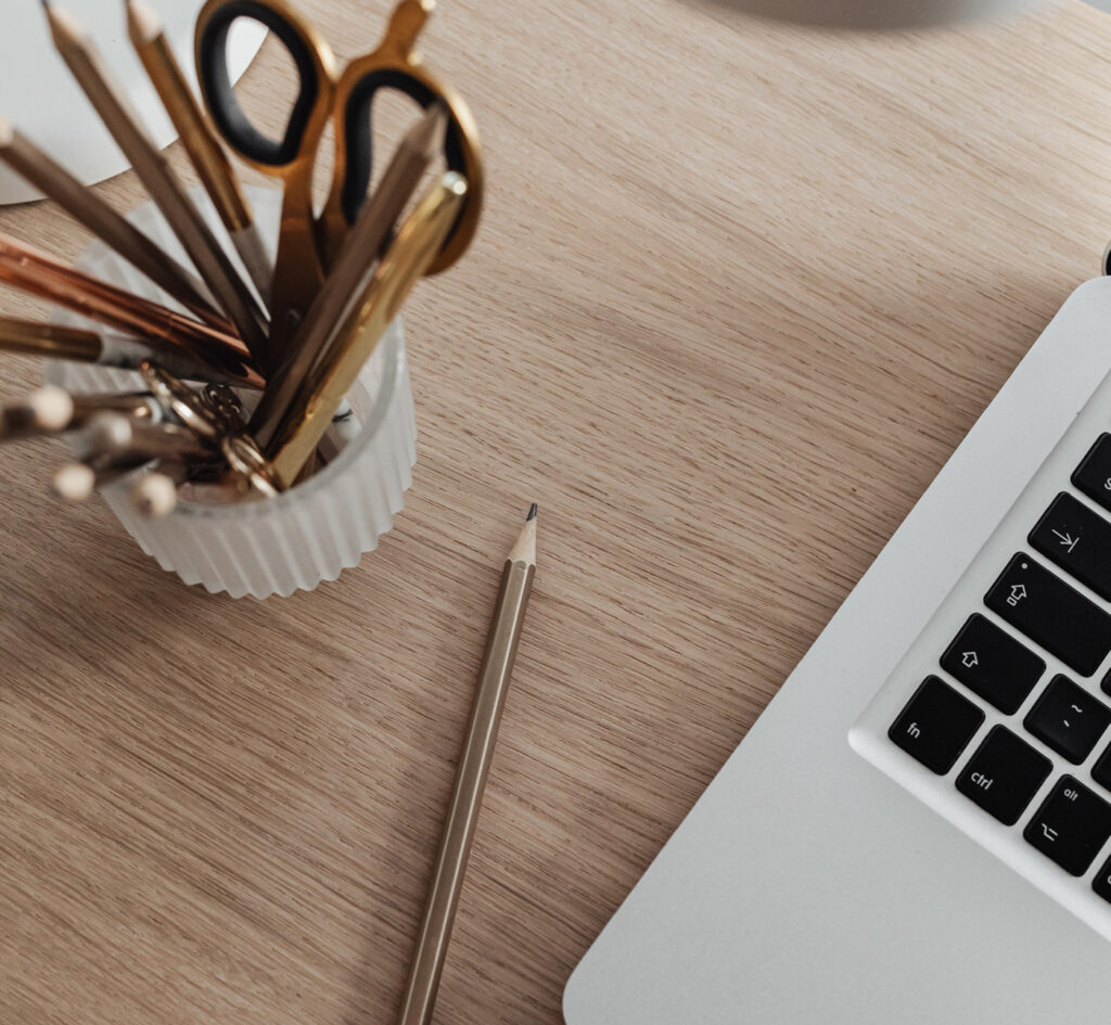 Creative workspace with design tools used by brand identity designer Monserrat Urueña.